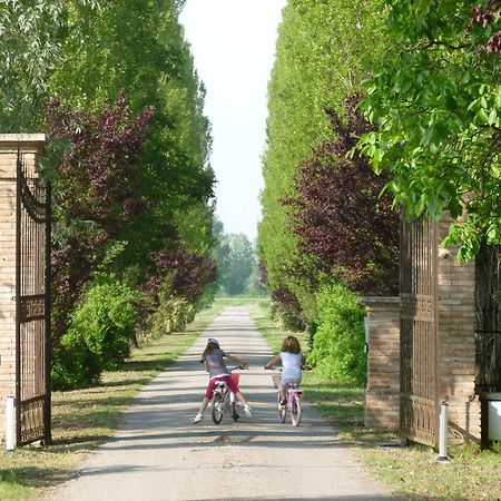 Agriturismo Corte Rocca San Giorgio di Mantova ภายนอก รูปภาพ