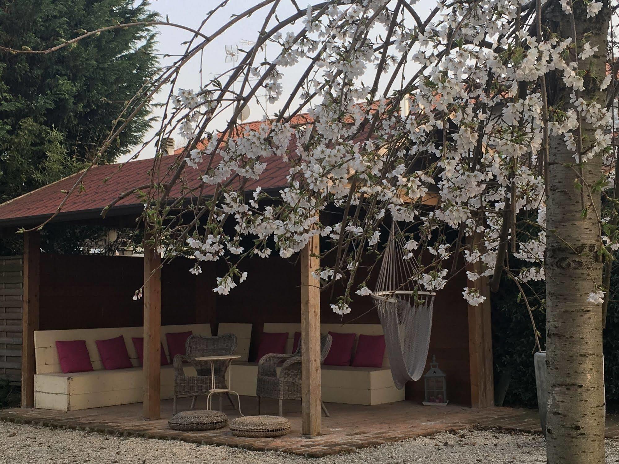 Agriturismo Corte Rocca San Giorgio di Mantova ภายนอก รูปภาพ